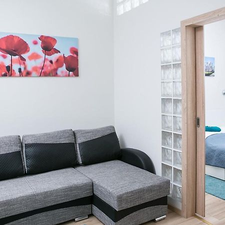 Forras Apartman Егер Екстериор снимка